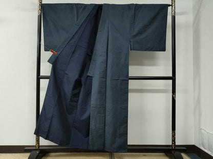 平和屋着物●男性　本場大島紬　アンサンブル　100亀甲　総詰め　キングサイズ　正絹　逸品　CAAU2495yc