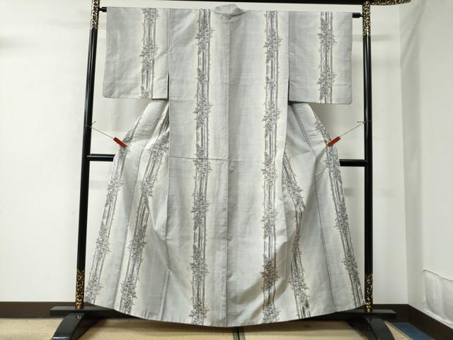平和屋着物●本場大島紬 白大島 総絣 笹竹文 正絹 逸品 CAAU2514yc