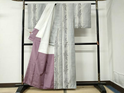 平和屋着物●本場大島紬 白大島 総絣 笹竹文 正絹 逸品 CAAU2514yc