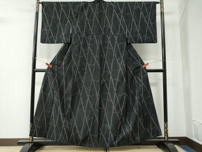 平和屋着物●上質な紬 笹竹文 黒地 正絹 逸品 CAAU2535yc