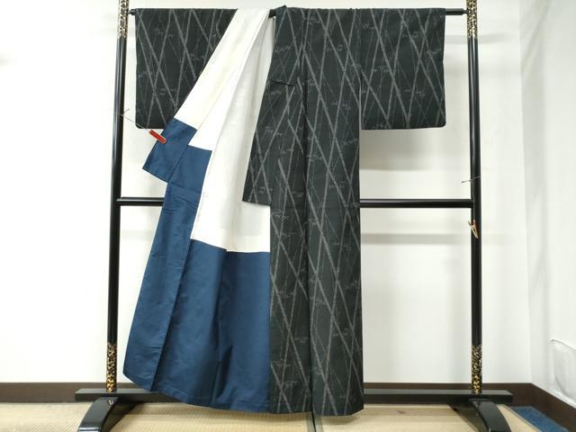 平和屋着物●上質な紬 笹竹文 黒地 正絹 逸品 CAAU2535yc