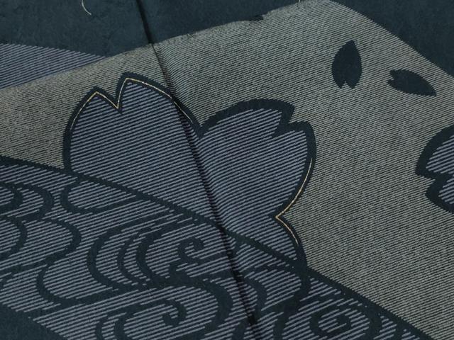 平和屋着物●訪問着 駒刺繍 雪輪流水舞桜文 紺地 金彩 正絹 逸品 CAAU2539yc