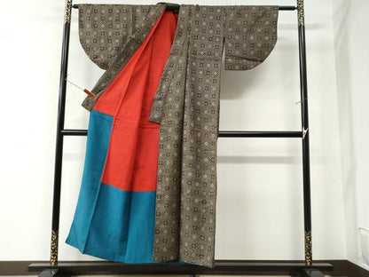 平和屋着物●本場大島紬　アンティーク大島　菱吉祥文　正絹　逸品　CAAU2573yc