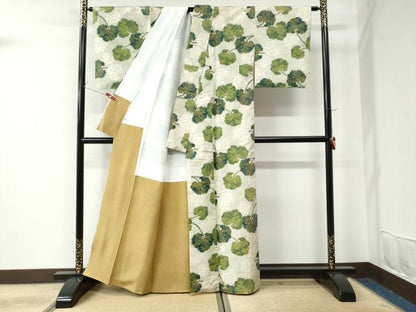 平和屋着物●上質な紬　枝葉文　正絹　逸品　CAAU2580yc