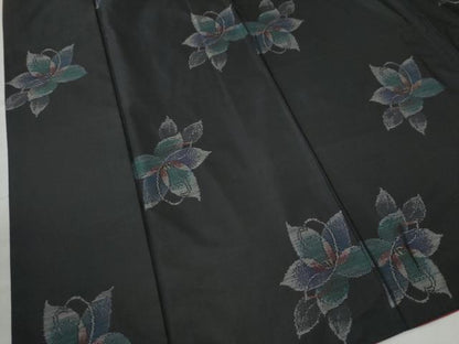 平和屋着物●本場大島紬　地空き　舞花文　正絹　逸品　CAAU2585yc