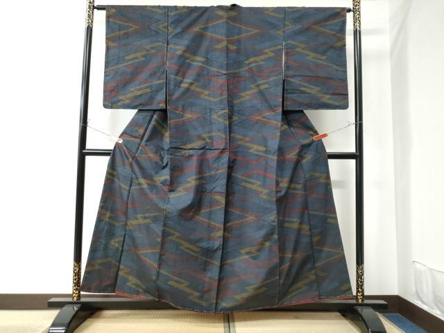 平和屋着物●本場大島紬　7マルキ　幾何学文様　正絹　逸品　未使用　CAAU2679yc