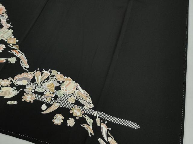平和屋着物●創業460年・千總　黒留袖　駒刺繍　エ霞遠山宝尽くし吉祥文　金糸　正絹　逸品　CAAU2683yc