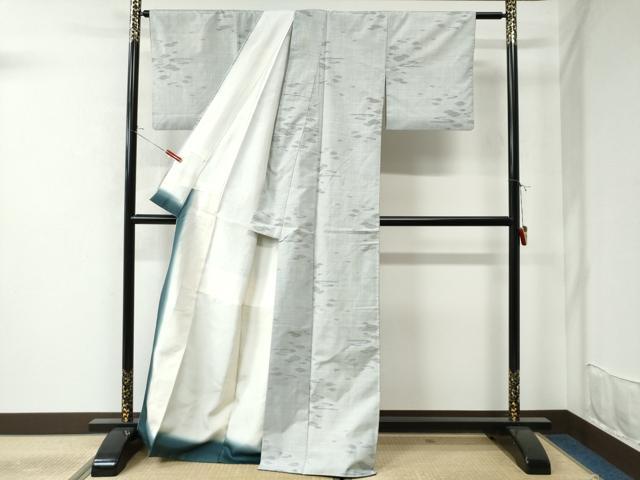 平和屋着物●本場大島紬 白大島 7マルキ 霞舞葉文 正絹 逸品 CAAU2720yc