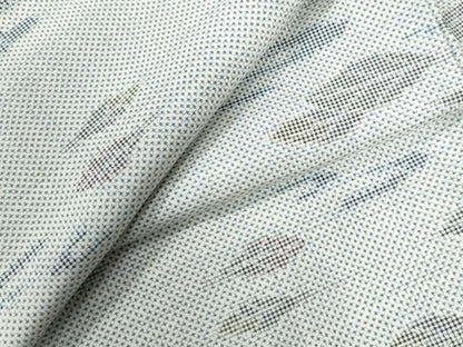 平和屋着物●本場大島紬 白大島 7マルキ 霞舞葉文 正絹 逸品 CAAU2720yc