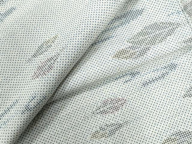 平和屋着物●本場大島紬 白大島 7マルキ 霞舞葉文 正絹 逸品 CAAU2720yc
