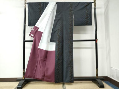 平和屋着物●本場大島紬 市松破れ色紙文 やまと誂製 正絹 逸品 CAAU2762yc