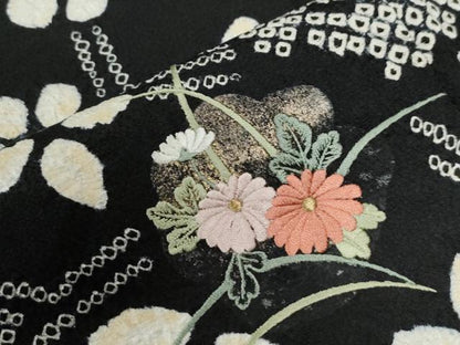 平和屋着物●訪問着 絞り 刺繍 草花文 黒地 金彩 正絹 逸品 CAAU2883yc