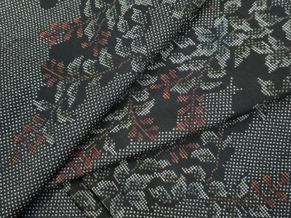 平和屋着物●本場大島紬 7マルキ 雲取り枝花文 正絹 逸品 CAAU2888yc