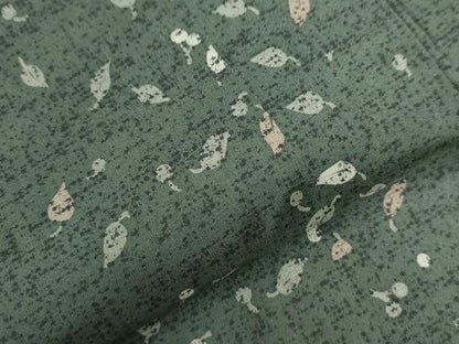 平和屋着物●本場染大島紬 舞葉文 正絹 逸品 CAAU2946yc