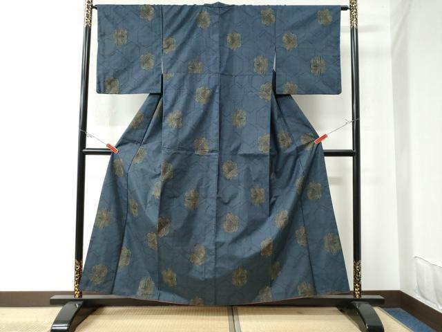 平和屋着物●本場大島紬 7マルキ 亀甲重ね吉祥文 正絹 逸品 CAAU2987yc