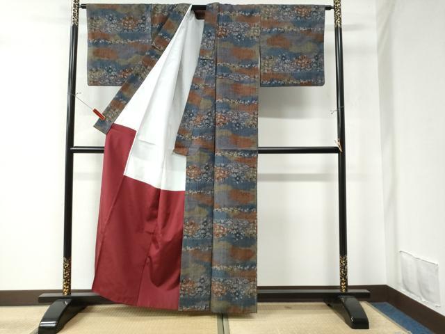 平和屋着物●山北紬 雲重ね花唐草文 反端付き 正絹 逸品 CAAU2988yc