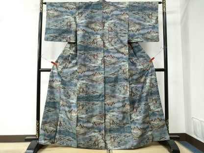 平和屋着物●都喜ヱ門　本場大島紬　7マルキ　総絣　遠山水辺風景文　藤絹織物謹製　正絹　逸品　CAAU3074yc