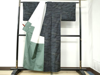 平和屋着物●本場大島紬　霞吉祥文　正絹　逸品　CAAU3105yc
