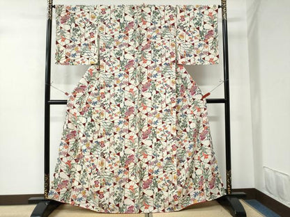 平和屋着物●上質な小紋　紅型　亀甲枝花文　鬼しぼ縮緬　正絹　逸品　CAAU3122yc