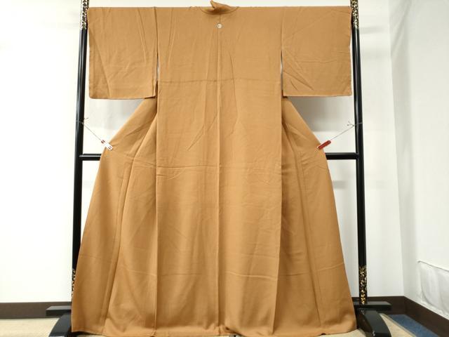 平和屋着物●上質な色無地 紋意匠 小麦色 正絹 逸品 未使用 CAAU3129yc