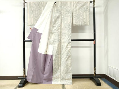 平和屋着物●本場大島紬　白大島　7マルキ　笹竹文　正絹　逸品　CAAU3160yc