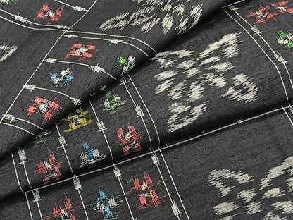 平和屋着物▽上質な紬 単衣 市松花文 黒地 正絹 逸品 CAAU3860xi