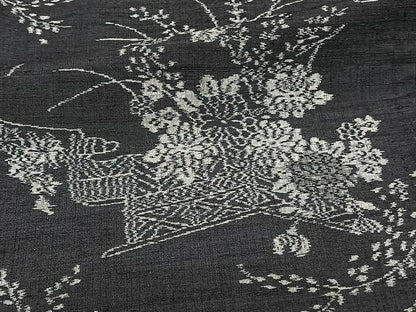 平和屋着物▽上質な紬　単衣　草花文　黒地　正絹　逸品　CAAU3900xi