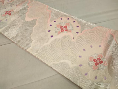 平和屋着物◎六通柄袋帯　唐織　孔雀羽花文　銀糸　正絹　逸品　CAAU7614in