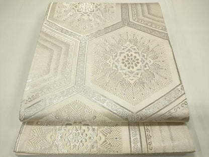 平和屋着物◎六通柄袋帯 唐織 孔雀羽花文 オロール箔 正絹 逸品 CAAU7772in