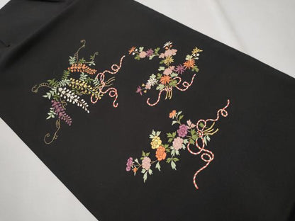 平和屋着物●塩瀬　つけ帯　総刺繍　草花文　黒地　金銀糸　正絹　逸品　CAAU9288hy