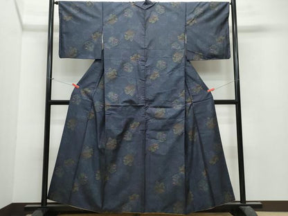平和屋着物●本場大島紬 9マルキ 雪輪風景草木文 正絹 逸品 未使用 CAAU9638vf