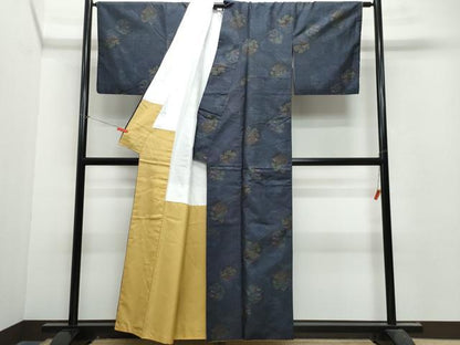 平和屋着物●本場大島紬 9マルキ 雪輪風景草木文 正絹 逸品 未使用 CAAU9638vf