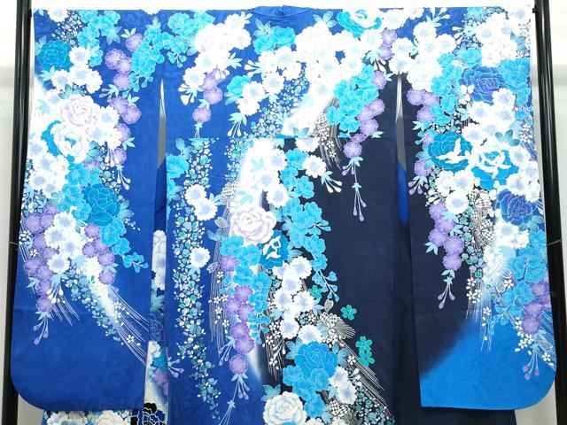 平和屋着物●豪華振袖　刺繍　花蝶文　暈し染め　銀彩　正絹　逸品　CAAU9697vf