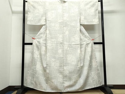 平和屋着物●本塩沢 110亀甲 色紙亀甲花唐草文 正絹 逸品 CAAU9709vf