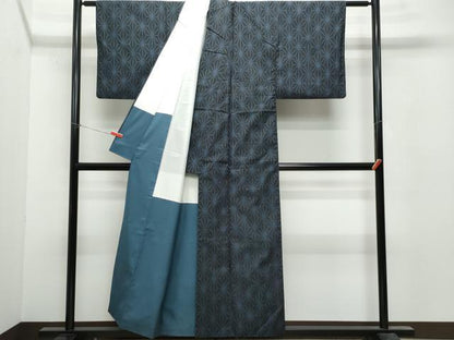 平和屋着物●本場大島紬　7マルキ　麻の葉文　正絹　逸品　CAAU9718vf