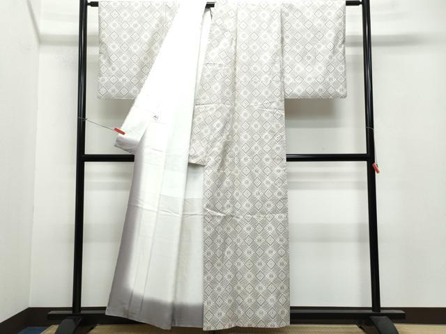 平和屋着物●超希少　本場大島紬　白大島　龍郷絣　やまと誂製　正絹　逸品　CAAU9739vf