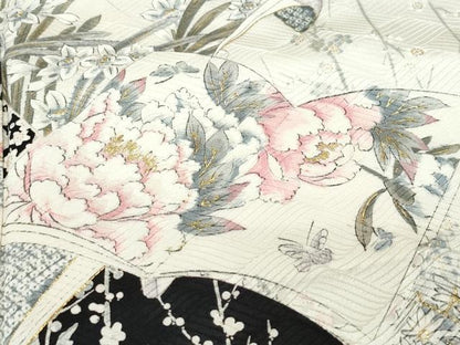 平和屋着物●創業460年・千總　振袖　冊子枝花文　黒地　金彩　正絹　逸品　CAAU9757vf