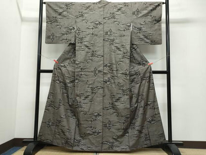 平和屋着物●本場大島紬 7マルキ 泥染め 秋草文 興辰雄作 証紙付き 正絹 逸品 CAAU9911vf