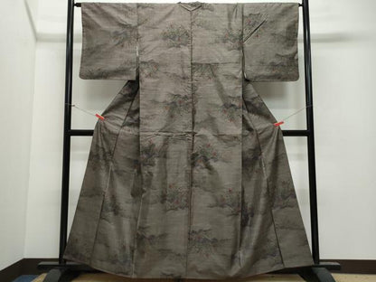 平和屋着物●本場大島紬 9マルキ 舞蝶草木文 正絹 逸品 CAAU9964vf