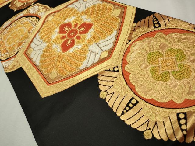 平和屋着物◎六通柄袋帯 唐織 亀甲花文 黒地 金銀糸 正絹 逸品 CAAV0200qe