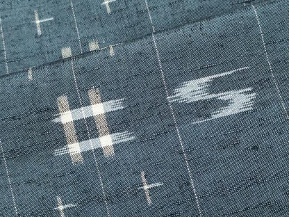 平和屋着物▽上質な紬 単衣 琉球絣文様 正絹 逸品 CAAV0886ou