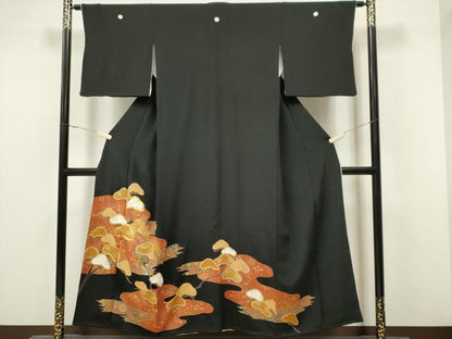 平和屋着物■豪華黒留袖 駒刺繍 枝松文 金彩 正絹 逸品 CAAV1186ou