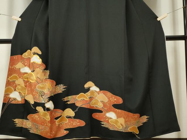 平和屋着物■豪華黒留袖 駒刺繍 枝松文 金彩 正絹 逸品 CAAV1186ou