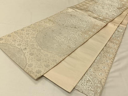 平和屋着物◎六通柄袋帯 唐織り 花絵皿文 銀糸 正絹 逸品 CAAV1902qv