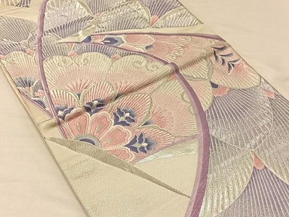 平和屋着物◎六通柄袋帯　唐織　孔雀に蝶舞　銀糸　正絹　逸品　CAAV1947qv