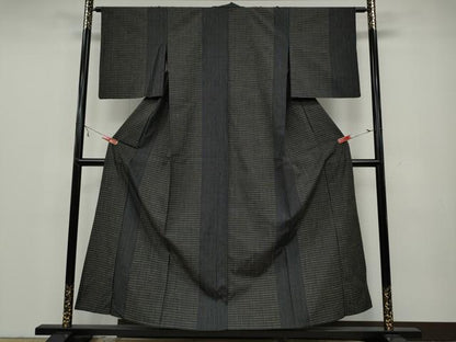 平和屋着物▽上質な紬 単衣 格子間道 黒地 正絹 逸品 CAAV3159ut