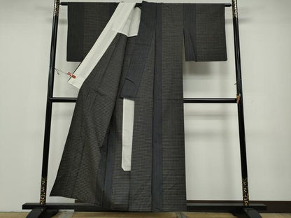 平和屋着物▽上質な紬 単衣 格子間道 黒地 正絹 逸品 CAAV3159ut