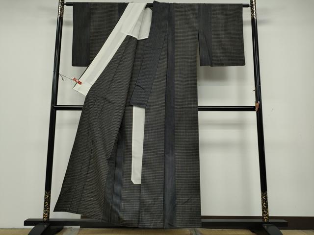 平和屋着物▽上質な紬 単衣 格子間道 黒地 正絹 逸品 CAAV3159ut