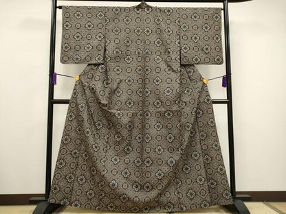 平和屋着物▽本場大島紬 龍郷絣 単衣 菱花文 正絹 逸品 CAAV3735dy