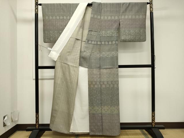 平和屋着物▽訪問着 単衣 紬地 横段草花文 正絹 逸品 CAAV3760dy